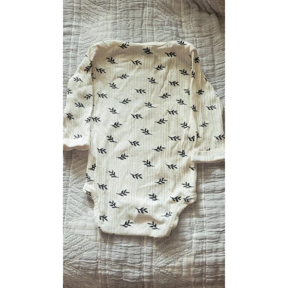 Kate Quinn Bamboo Play Set‎ Baby 6–12M Cream Leaf Print (2021)